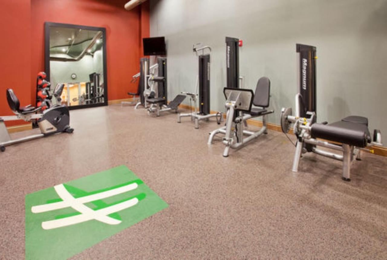 Holiday Inn Omaha Downtown - Waterpark By Ihg Екстер'єр фото