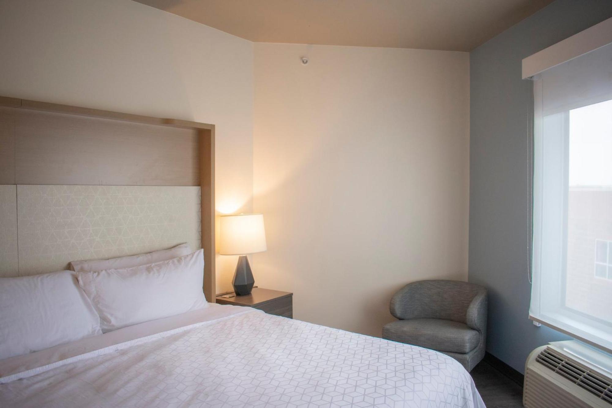 Holiday Inn Omaha Downtown - Waterpark By Ihg Екстер'єр фото