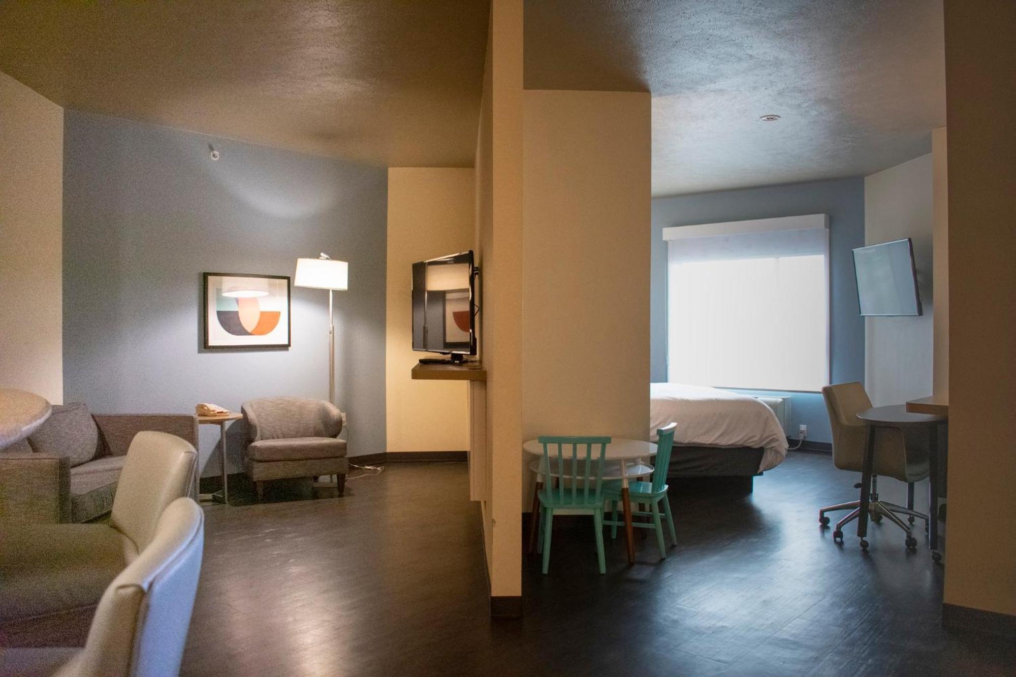 Holiday Inn Omaha Downtown - Waterpark By Ihg Екстер'єр фото